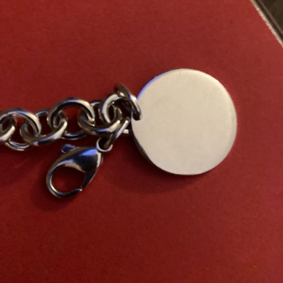 Tiffany and Co. "Return To" bracelet - Picture 3 of 7